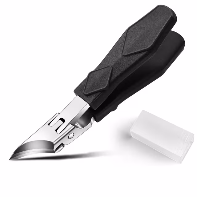 Precision Slanted Nail Clipper with Wide Jaw Opening Black