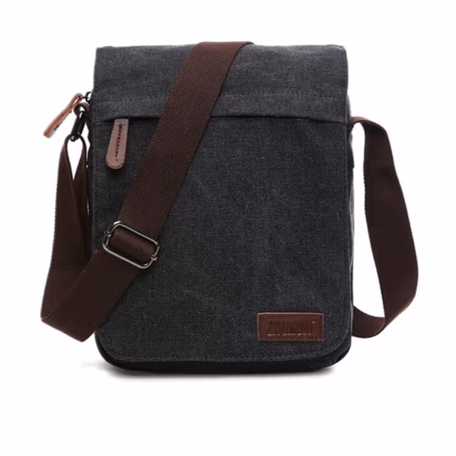 Sportig crossbody väska i canvas och läder Black