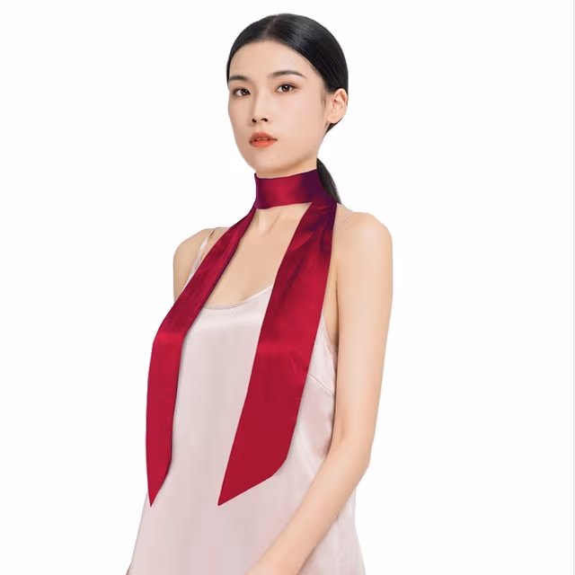 100% Mullbärssilke Lång Smal Scarf - Mångsidig Accessoar för Alla Tillfällen Red