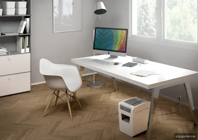 Leitz IQ Slim Home Office P4 crosscut dokumentförstörare