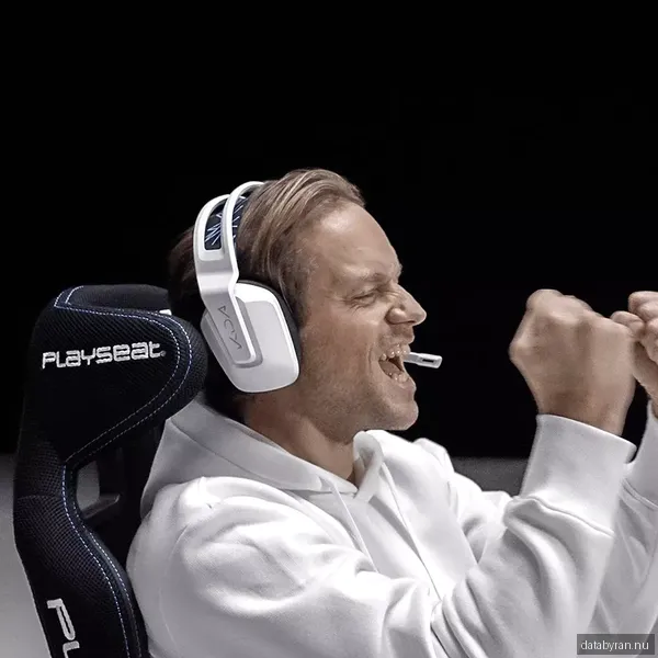 Playseat® Evolution PRO Black ActiFit - Svart