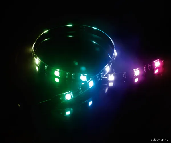 Akasa Vegas MB Magnetisk LED-ljusslinga 50cm RGB