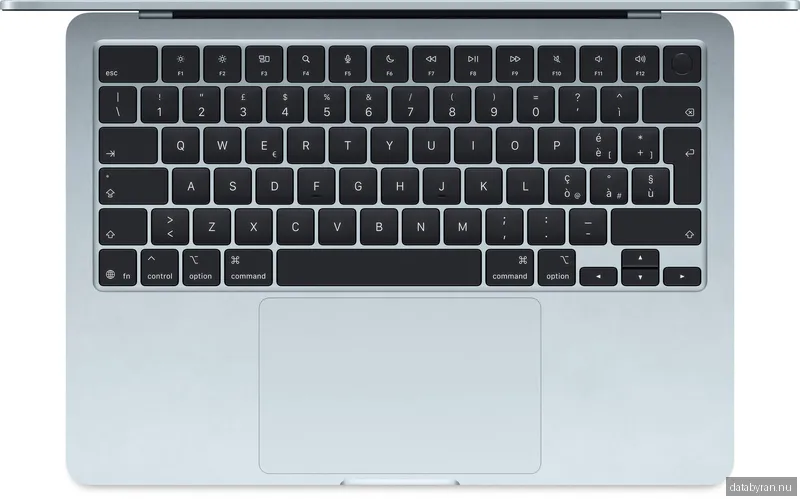 Apple MacBook Air 13.6 tum, Apple M5 10-core CPU 8-core GPU, 16 GB, 512 GB SSD, italienskt tangentbord - Himmelsblå