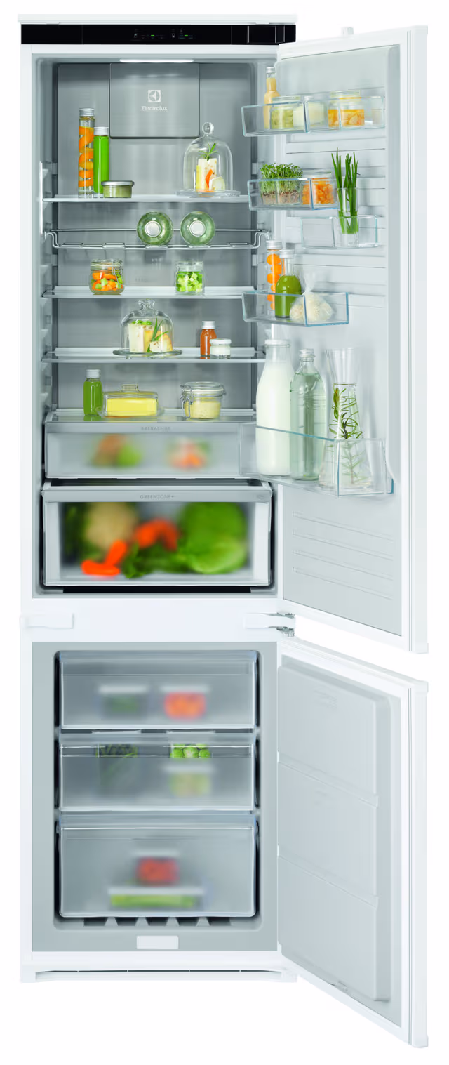 Electrolux 800 kombiskåp ENG8MD19S (integrerat)